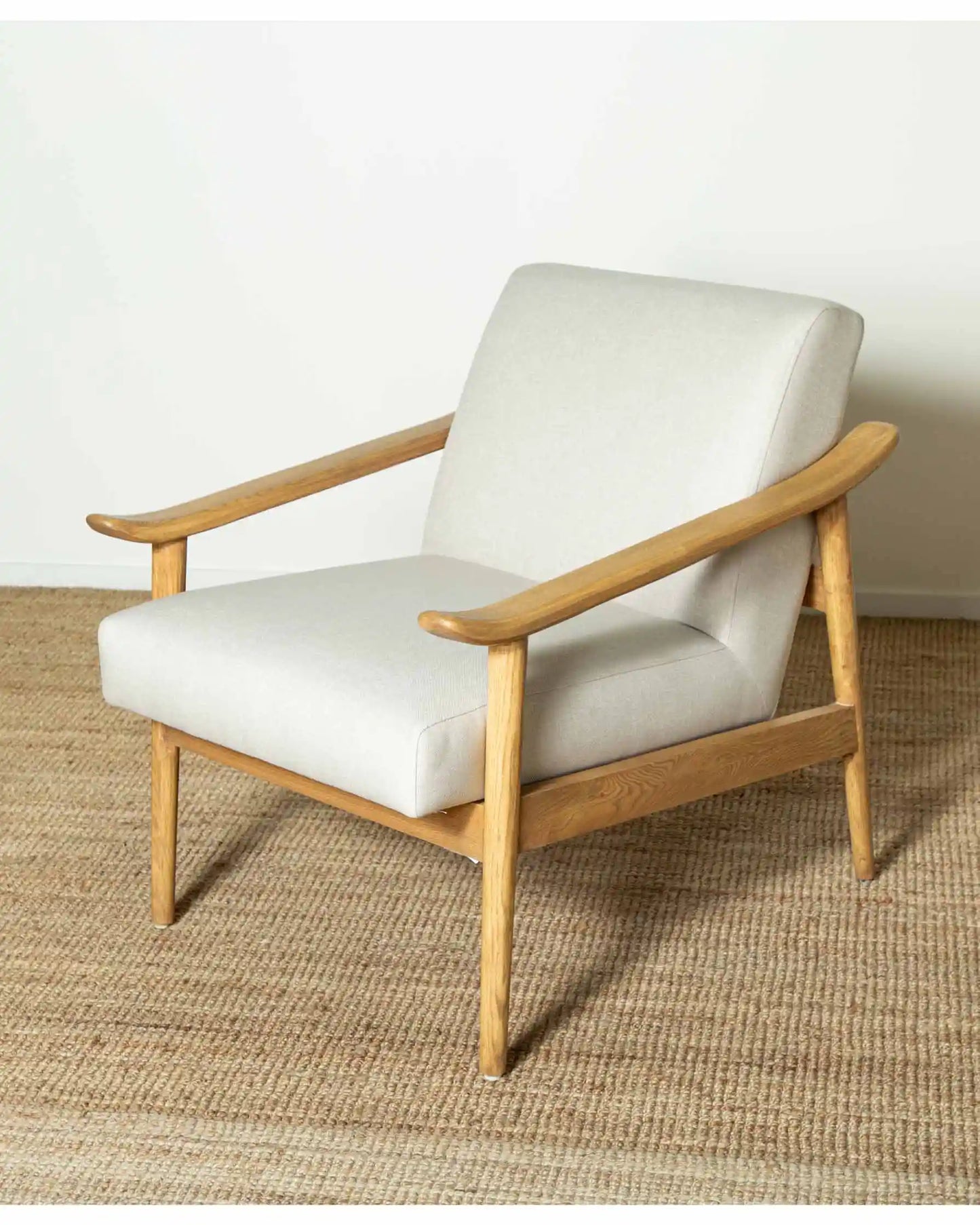 Showman Accent Chair